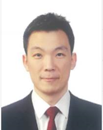 Professor 김종신 사진